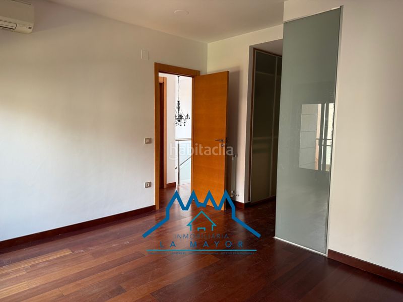 Foto 2c092878-b507-41d8-a4e2-a3547c12aaef. Dúplex amb xemeneia calefacció aparcament piscina a Ciudad Real