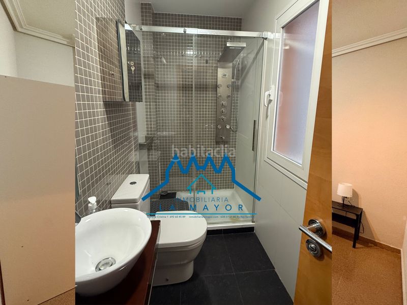 Foto f6d1196a-457b-4e0e-a5f7-2b9ee845eb14. Dúplex amb xemeneia calefacció aparcament piscina a Ciudad Real