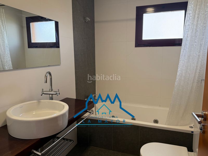 Foto fe5de50d-5543-4046-9a99-4312a6687bde. Dúplex amb xemeneia calefacció aparcament piscina a Ciudad Real
