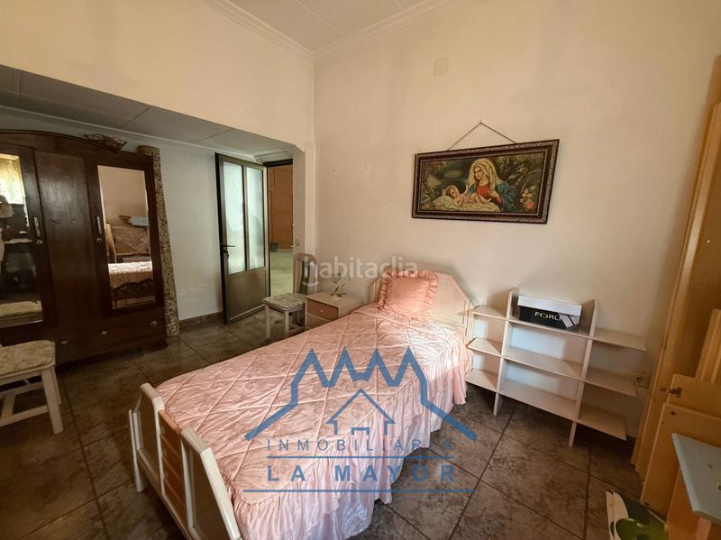 Foto f66307f3-da2d-4bcf-930d-25ca2da86ab8. Xalet amb aparcament a Almagro
