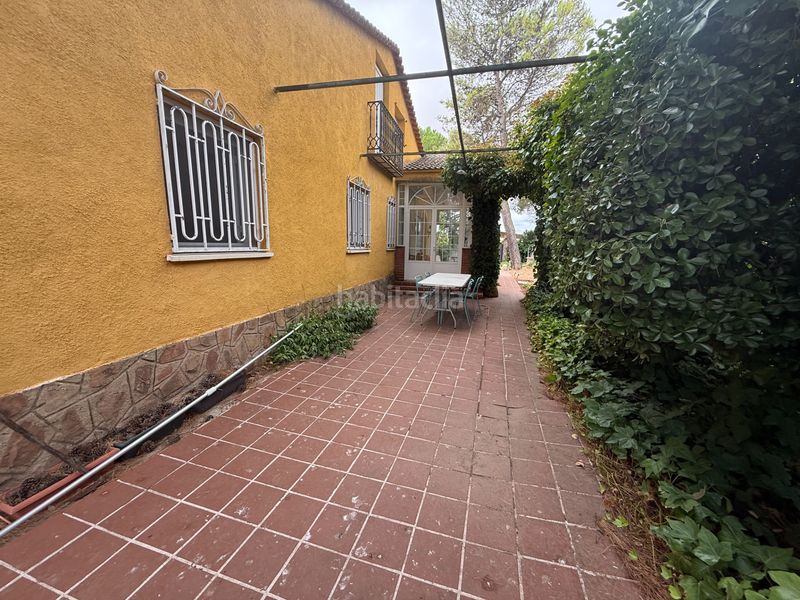 Foto ec012a34-5fd6-412c-ba02-457c1d90d052. Chalet casa / chalet independiente en venta en Poblete