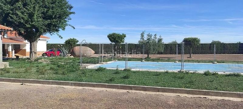 Foto 33761496-ffba-44b1-a943-e8e89c8b8442. Chalet  a cinco minutos de ciudad real en Miguelturra