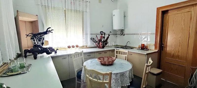 Foto f47323f0-8e82-4790-8afd-664a34455310. Chalet  a cinco minutos de ciudad real en Miguelturra