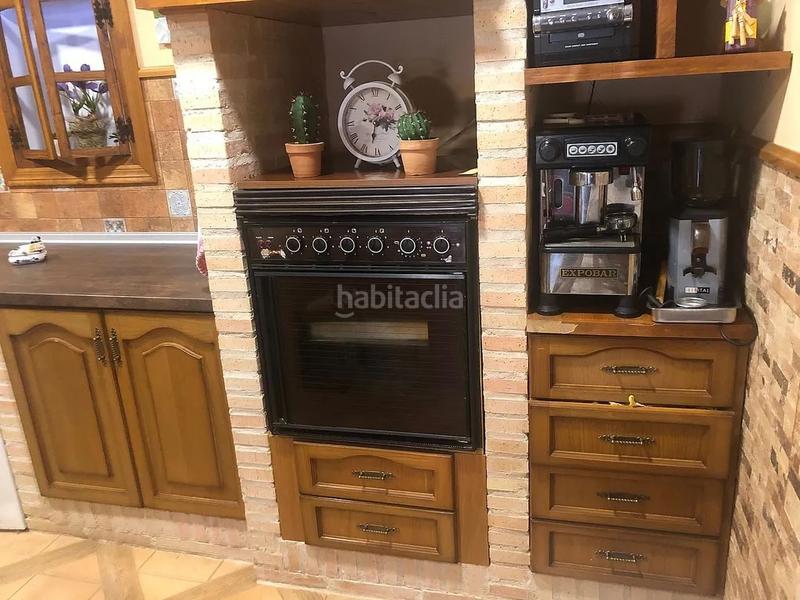 Foto c8cd6f37-cf77-46a5-a4d5-8eb229c8f5b5. Chalet en Ciudad Jardín Ciudad Real