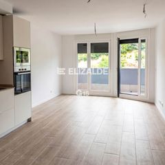 Etagenwohnung  Iñiguez de karkizano. Apartamento duplex  bajo c