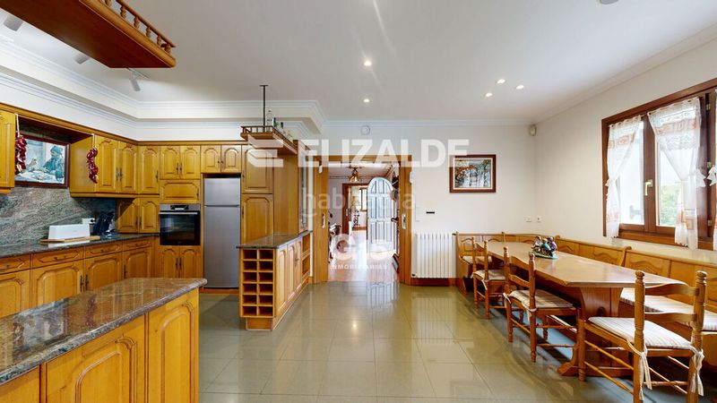 Foto 1dc88287-df15-4cbf-8de9-8ea1e8a211e9. Casa amb calefacció aparcament piscina a Hondarribia