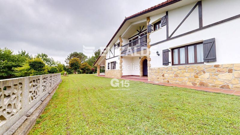 Foto 243498cc-25ed-4760-84bd-e3395170a57c. Casa amb calefacció aparcament piscina a Hondarribia