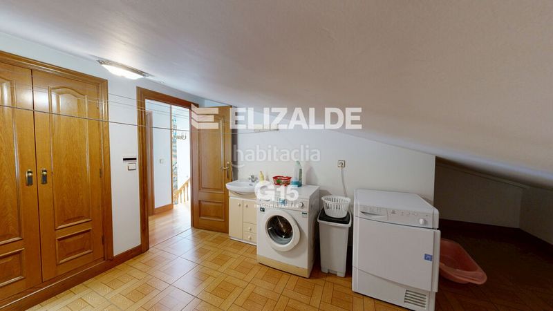 Foto abd85b8e-1739-478b-a5af-17555d2d14a5. Casa amb calefacció aparcament piscina a Hondarribia