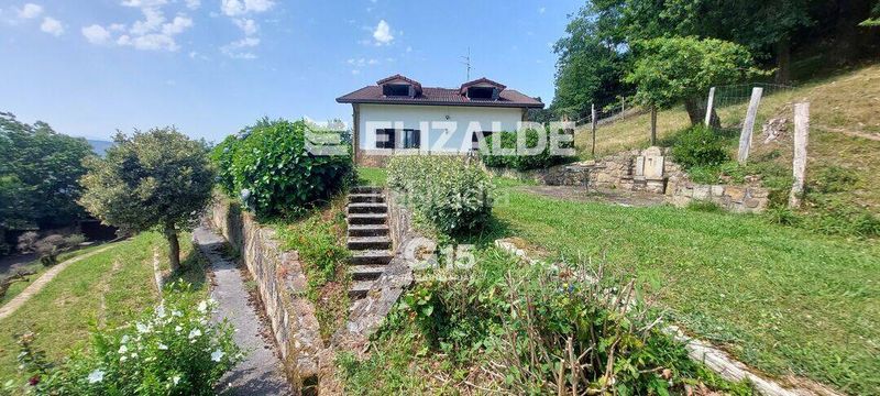 Foto b8c134e7-4413-4140-8c10-7a3a6fb1815b. Casa amb calefacció aparcament piscina a Hondarribia
