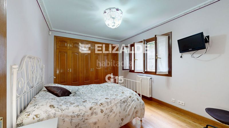 Foto d75c8e7d-3419-481f-be9b-f2dd384c2af8. Casa amb calefacció aparcament piscina a Hondarribia