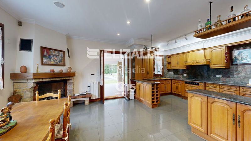 Foto e210e4f1-1d9f-40a4-b64e-8e5108bd7b99. Casa amb calefacció aparcament piscina a Hondarribia