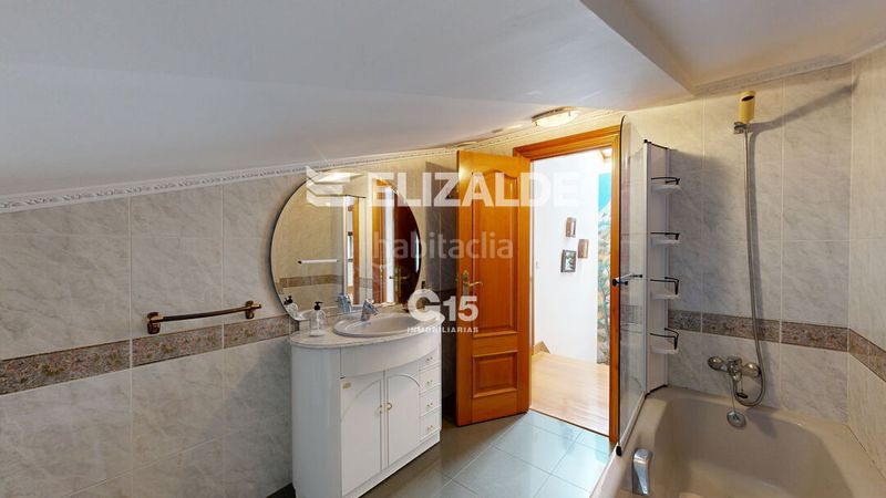 Foto e3eaeb4a-ea4c-4334-a0ed-5402730eb22e. Casa amb calefacció aparcament piscina a Hondarribia