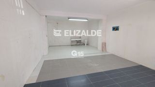 Local Comercial a Larratxo pasealekua