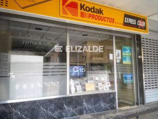 Location Local commercial  Larratxo pasealekua. Local en venta en larratxo