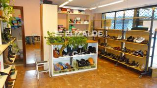 Location Local commercial  Txapinene kalea. Local en venta en altza