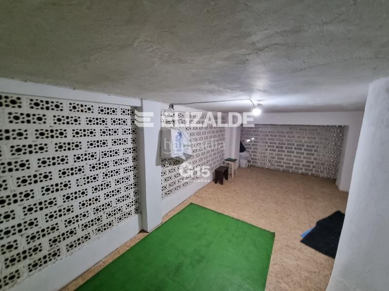 Foto 15c1cc20-42a2-4f6e-9c3c-fac3ff53e79c. Aparcament cotxe a Altza Donostia - San Sebastián