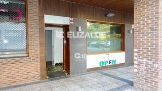 Local commercial à Lasarte - Oria. Oportunidad de adquirir un local bien situado