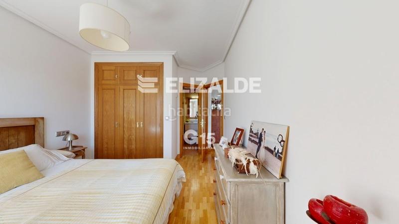Foto 551181a3-4a4a-4307-b332-d93dbac31e7b. Flat with heating parking pool in Ibaeta Donostia - San Sebastián