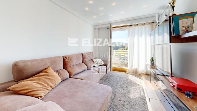 Foto 5a33bb99-7d21-48e5-a77c-bf1f15430064. Flat with heating parking pool in Ibaeta Donostia - San Sebastián