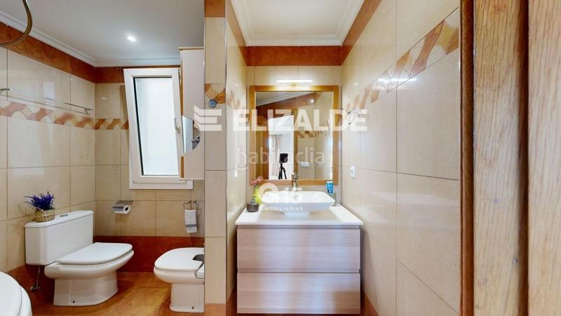 Foto 8b6b0417-ed6f-40d4-b5fa-7e2ecfef9ef9. Flat with heating parking pool in Ibaeta Donostia - San Sebastián