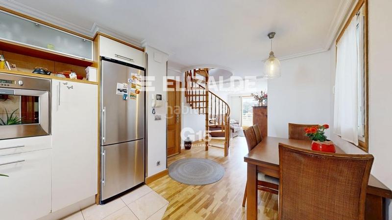 Foto c78d3f38-5eeb-42fa-8c32-0ba64b06eb46. Flat with heating parking pool in Ibaeta Donostia - San Sebastián