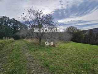 Landgut in Oiartzun. Terreno en venta en oiartzun