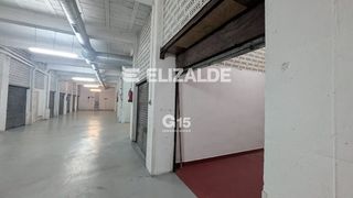 Aparcament cotxe a Altza