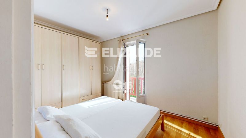 Foto 5751db23-743b-45e0-8748-f39b40edbcb8. Pis amb calefacció aparcament a Agustinas Errenteria