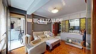 Appartamento  Txirrita bertsolaria pasealekua. Piso en txirrita
