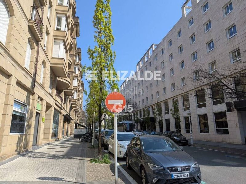 Foto 08869377-9d3f-4553-9dd5-c6beb4e62e73. Aparcament cotxe a Antiguo Donostia - San Sebastián
