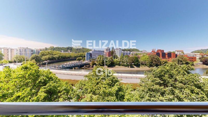 Foto f54b9203-c4d4-43e6-a73b-7c649971ef3b. Pis amb calefacció aparcament a Riberas Donostia - San Sebastián