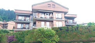 Piso  Rodil kalea. Piso en rodil  3hab, 2baños, terraza, vistas, raya garaje, trast
