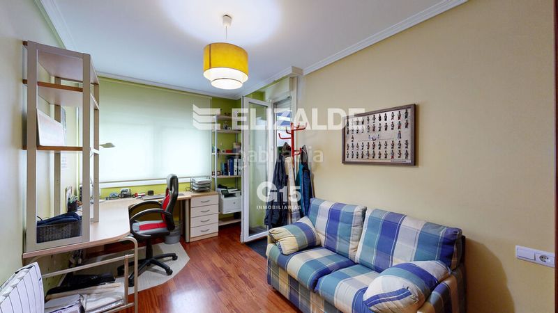Foto f64f4cb1-cf86-4896-8c2b-07cc74c0cc88. Pis amb calefacció aparcament a Altza Donostia - San Sebastián