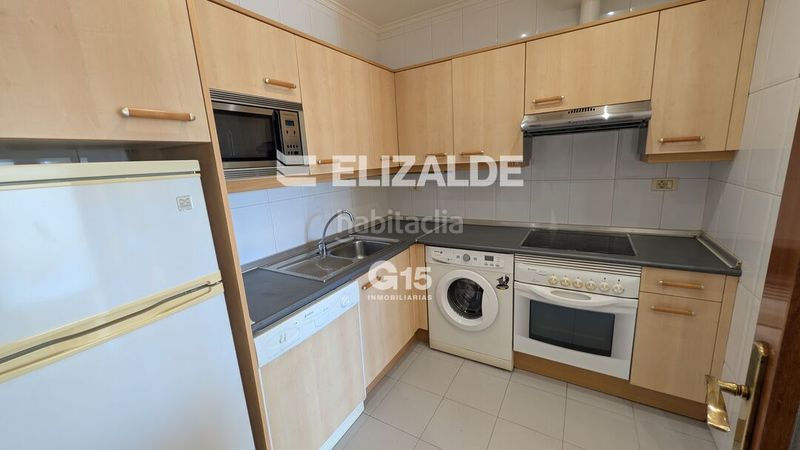 Foto 023831c6-fb7c-4e66-96cc-f186ee424614. Pis amb calefacció aparcament a Egia Donostia - San Sebastián