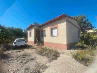 Chalet in Barajas de Melo