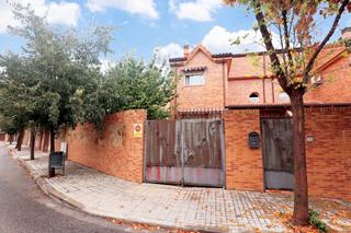 Chalet  Calle adolfo marsillach