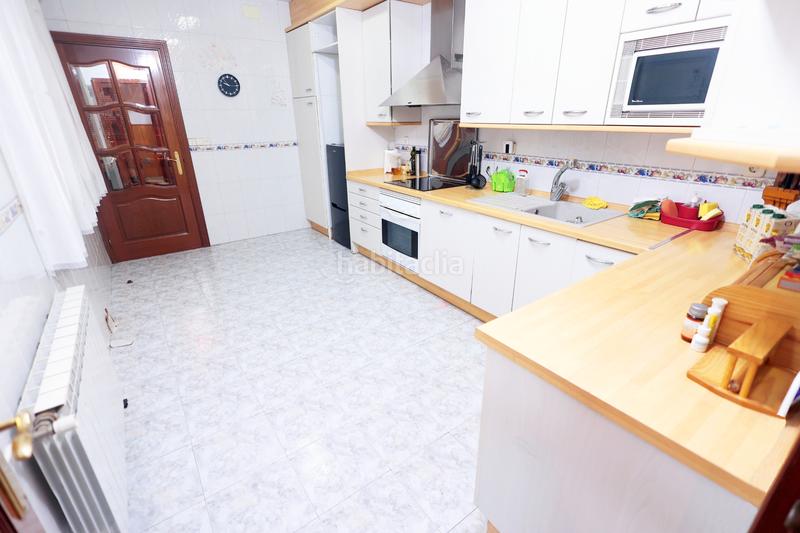 Foto 1faf2d5a-542c-41cb-8e9e-990cbb9088ef. Casa con riscaldamento parcheggio in Mejorada del Campo