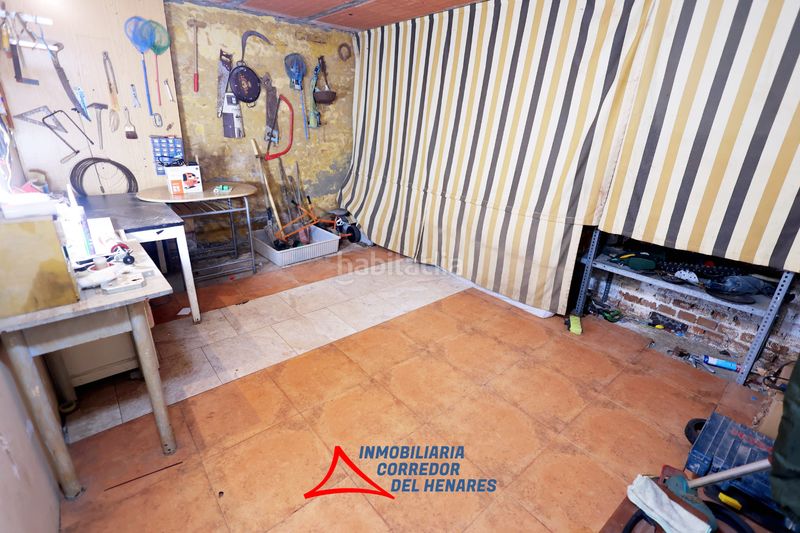 Foto f8523d7f-f6fc-4848-bd53-e10ab613956d. Masia amb aparcament piscina a Mejorada del Campo