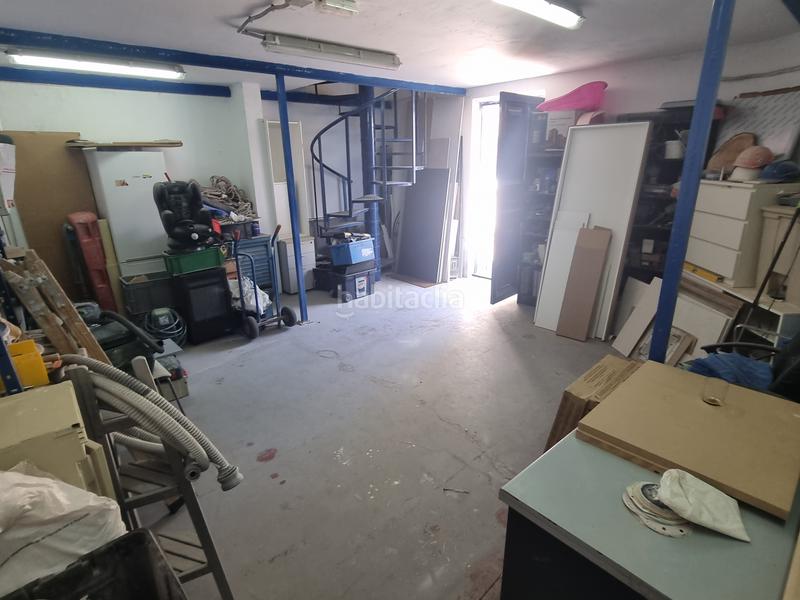 Foto df4cb2cb-727f-46cc-8598-8e74dbd40177. Industrial building in calle del guadiana 41 in Mejorada del Campo