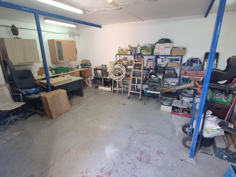 Foto f8f4c411-94f4-42bd-bdd7-6d53f2a50eff. Industrial building in calle del guadiana 41 in Mejorada del Campo