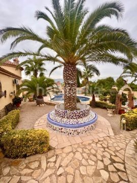 Foto 33d7b3ff-36c6-4543-8710-b4fd0d0448b9. Casa amb aparcament piscina a Centre Miami Platja