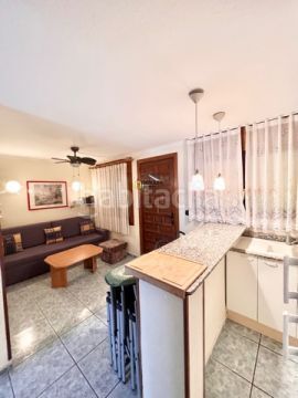 Foto 3c01d2ab-5b0c-4b21-ba42-6549d966fe90. Casa amb aparcament piscina a Centre Miami Platja