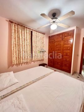 Foto 55a81dbb-beeb-4bf2-a9f8-3fecb807c6b0. Casa amb aparcament piscina a Centre Miami Platja