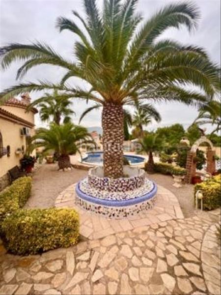 Foto 13c48199-9a19-411f-9f18-2adde0e3c797. Casa amb aparcament piscina a Centre Miami Platja