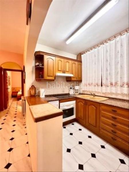 Foto 17a23c1f-d49c-463b-99ab-b3e8de42e7c4. Casa amb aparcament piscina a Centre Miami Platja