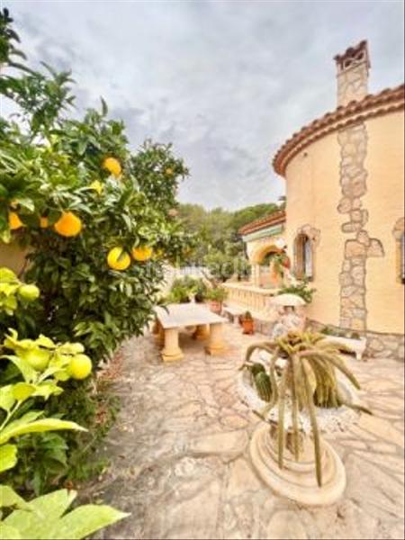 Foto 2bd48966-97d4-45d5-9646-4e7adb211e52. Casa amb aparcament piscina a Centre Miami Platja