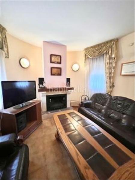 Foto d033436b-895d-4c94-af2d-fe53c7fbdd80. Casa amb aparcament piscina a Centre Miami Platja