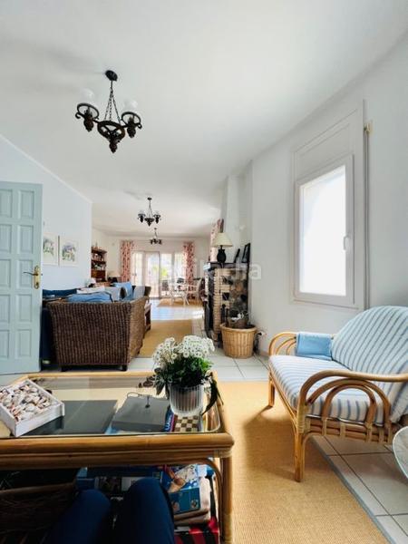 Foto 28b4bb28-8ce7-4211-87ab-01eb22fd551b. House with heating in Platja de Mont-roig Mont-roig del Camp