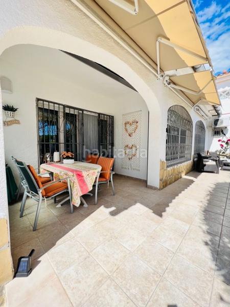 Foto d79d2d72-f5e9-4f26-90e9-e93be69c797f. House with heating in Platja de Mont-roig Mont-roig del Camp