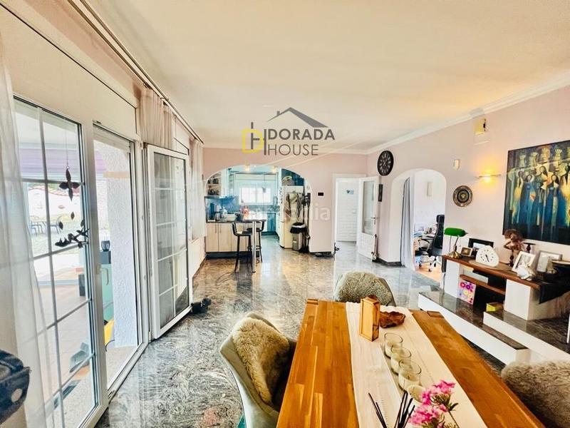 Foto c29cf770-81b5-40e5-ac9e-4362465459e8. Haus mit heizung parking pool in Centre Miami Platja